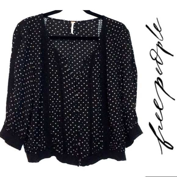 Free People Tops - FREE PEOPLE black top 3/4 sleeve